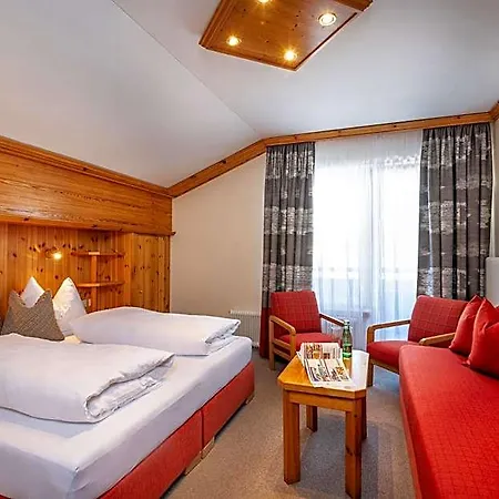Garni Haus Tyrol Ξενοδοχείο 3*